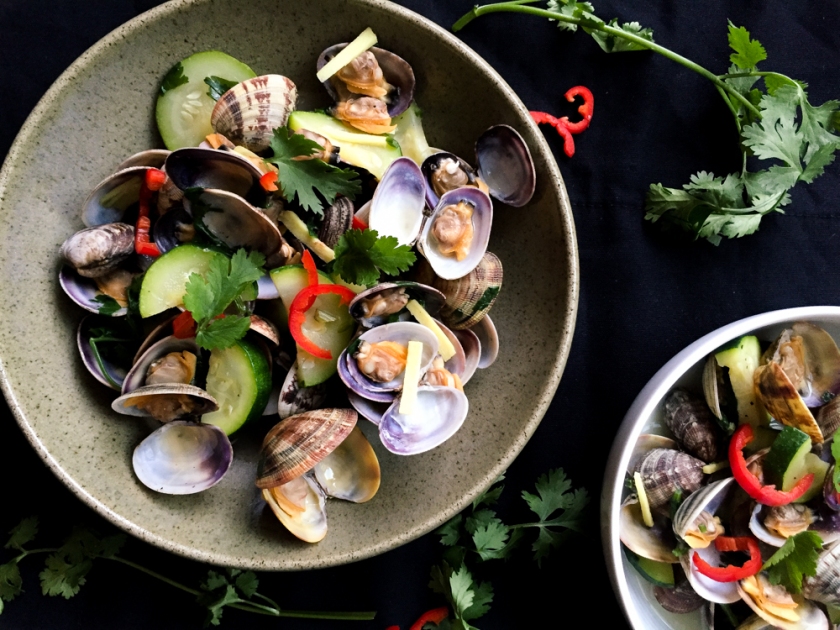 clams with ginger and coriander recipe